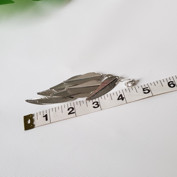 Clip On Leaf Feather Chandelier Earrings - Picture 4 of 6